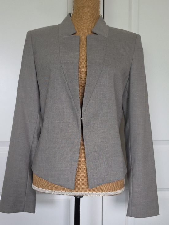 Calvin Klein Jackets & Blazers - Calvin Klein Light Gray Open-Front Women's Blazer